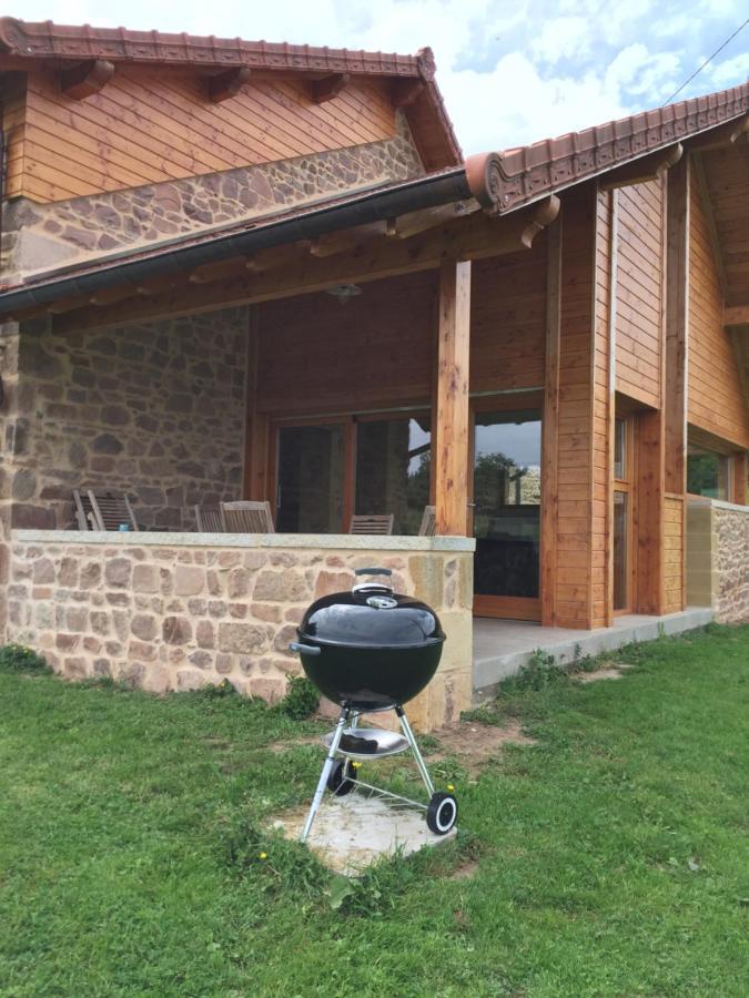 Les Perruchons Ancienne Grange Renovee Avec Soin Βίλα Ozolles Εξωτερικό φωτογραφία